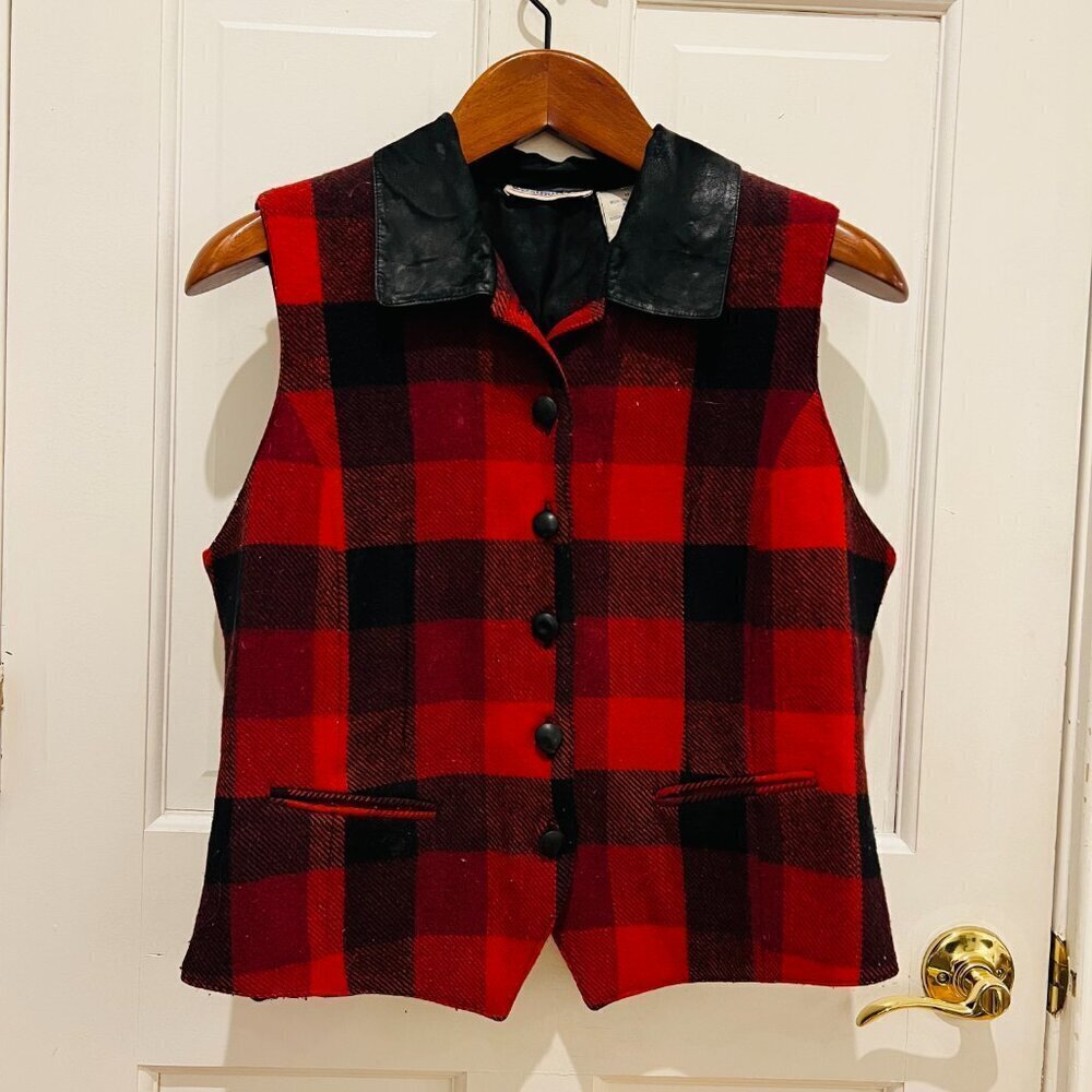 Westport LTD Vintage Red Black Buffalo Plaid Wool Blend Vest Size Medium